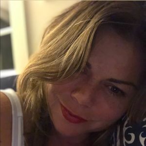 Meet your Posher, Christy